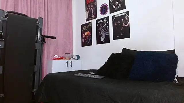 scarlett  morgan online show from 09-15-25, 01:11