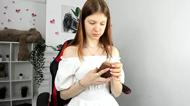 Baby Evalena online show from 02-11-25, 04:55