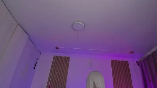 Kendall Bunnyy online show from 10-25-25, 08:36