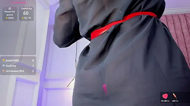 Snapshot of Lola_King chatting on 01-31-25, 01:34 Lola King online show from 01-31-25, 01:34