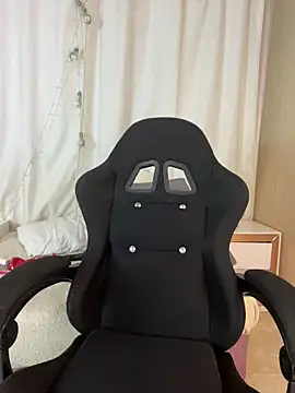 littlemelodi18 online show from 02-21-26, 12:33