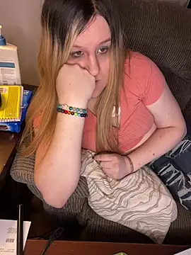 PuckBunny17 online show from 01-04-25, 11:43