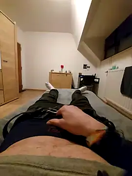 pascalino100 online show from 02-15-25, 06:33