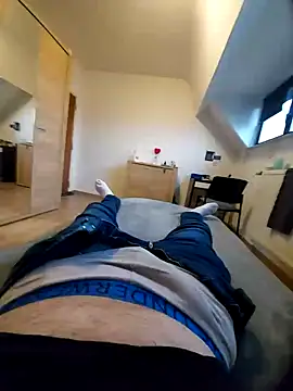 pascalino100 online show from 02-20-25, 04:46