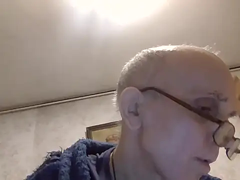 mariusica1xh online show from 12-23-25, 01:36