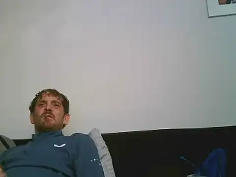 Snapshot of PocoLoco420 chatting on 10-21-25, 07:14 PocoLoco420 online show from 10-21-25, 07:14