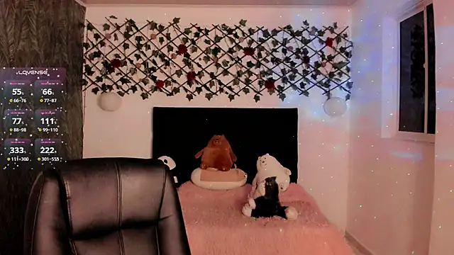 Lilith Miller21 online show from 09-30-25, 08:14