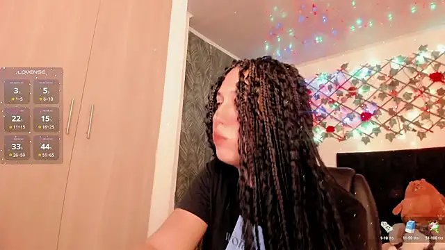 Lilith Miller21 online show from 10-10-25, 07:24