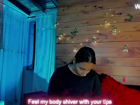 Snapshot of mykaelahoney chatting on 10-01-25, 04:07 mykaelahoney online show from 10-01-25, 04:07