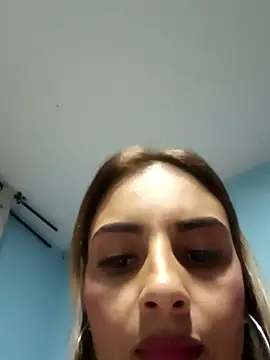 Snapshot of mykaelahoney chatting on 10-25-25, 10:48 mykaelahoney online show from 10-25-25, 10:48