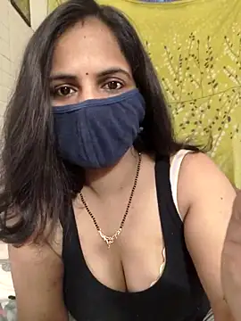 Snapshot of Nehubhabhi26 chatting on 10-26-25, 05:57 Nehubhabhi26 online show from 10-26-25, 05:57