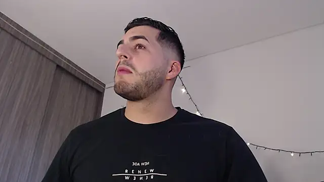 thomas gun online show from 12-28-24, 10:02