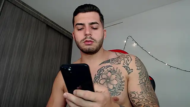 thomas gun online show from 01-30-25, 02:15