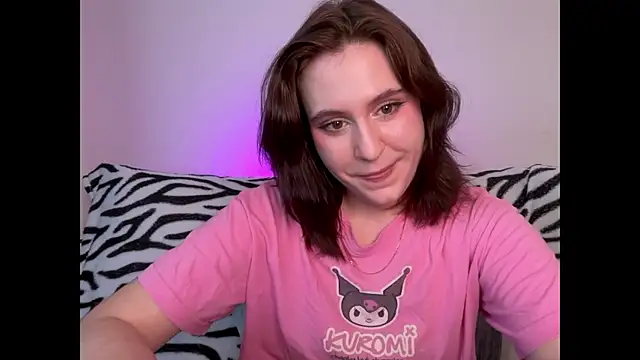 Snapshot of Diana_Flower chatting on 06-28-26, 10:43 Diana Flower online show from 06-28-26, 10:43