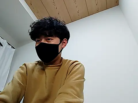 Snapshot of whitebriefboy chatting on 02-17-25, 03:20 whitebriefboy online show from 02-17-25, 03:20