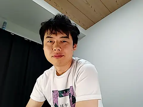 Snapshot of whitebriefboy chatting on 09-10-25, 08:42 whitebriefboy online show from 09-10-25, 08:42