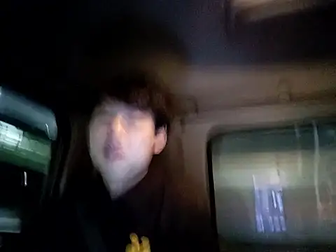 whitebriefboy online show from 11-28-25, 03:36