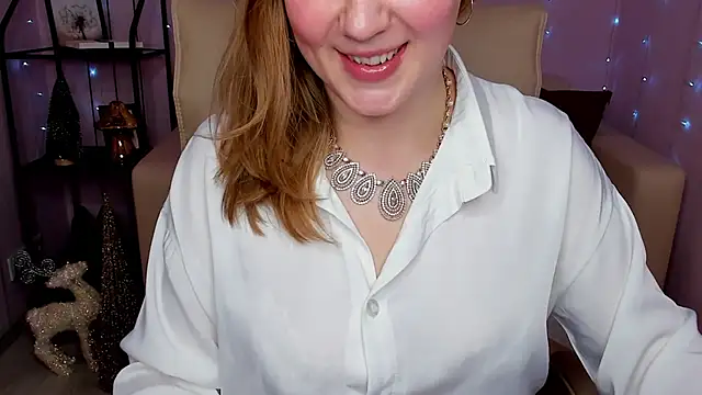 Snapshot of Helens_love chatting on 12-31-24, 01:47 Helens love online show from 12-31-24, 01:47