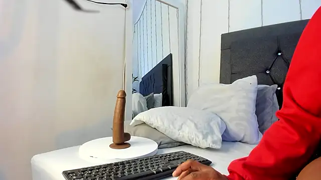 ebony hot1 online show from 12-07-24, 01:40