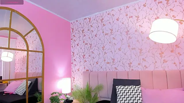 amber-hill online show from 02-25-25, 10:07