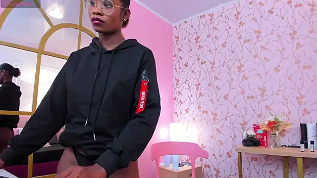 amber-hill online show from 03-11-25, 04:21