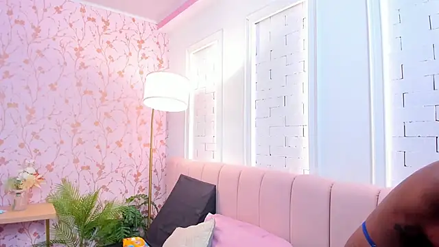 amber-hill online show from 03-17-25, 07:48