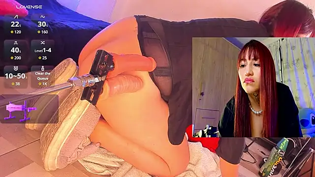 jolee   online show from 12-14-25, 01:22