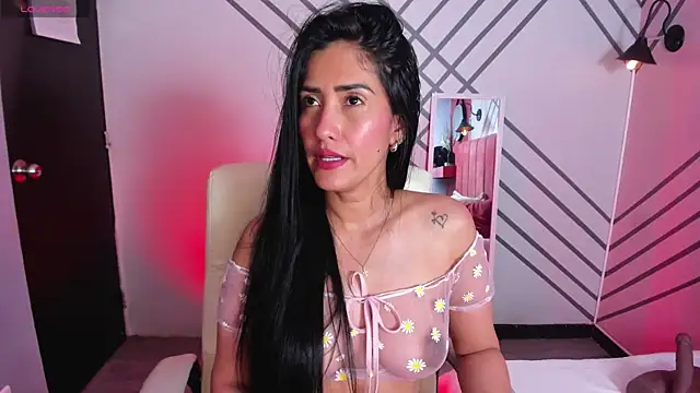 Snapshot of Janne_lee chatting on 02-21-25, 09:11 Janne lee online show from 02-21-25, 09:11