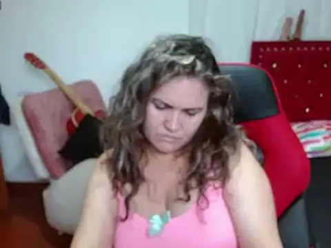 Snapshot of helenca43 chatting on 02-18-25, 11:55 helenca43 online show from 02-18-25, 11:55