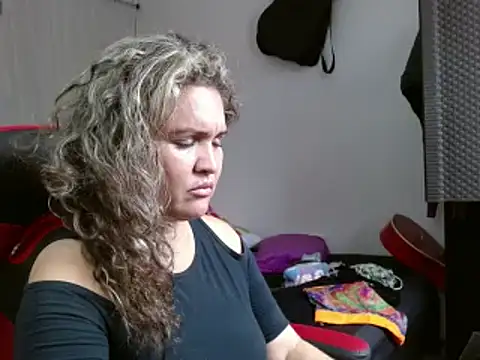 Snapshot of helenca43 chatting on 02-28-25, 07:14 helenca43 online show from 02-28-25, 07:14