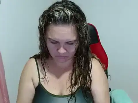 Snapshot of helenca43 chatting on 03-04-25, 10:24 helenca43 online show from 03-04-25, 10:24