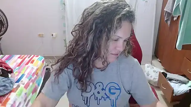 Snapshot of helenca43 chatting on 09-15-25, 11:10 helenca43 online show from 09-15-25, 11:10