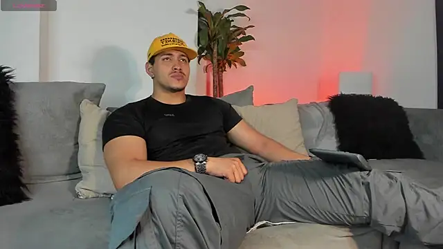 lucasanto  online show from 02-01-25, 05:07