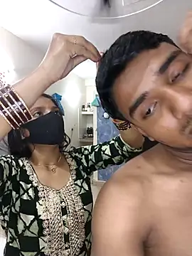 Snapshot of riya190 chatting on 03-17-25, 05:38 riya190 online show from 03-17-25, 05:38