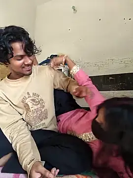 Snapshot of riya190 chatting on 11-07-25, 08:47 riya190 online show from 11-07-25, 08:47