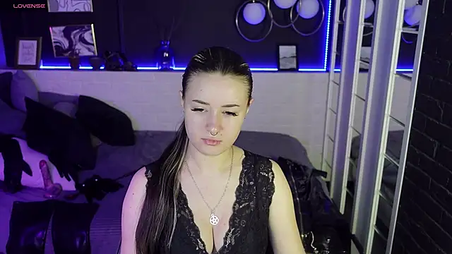 Lily Moonlight online show from 02-20-25, 07:34