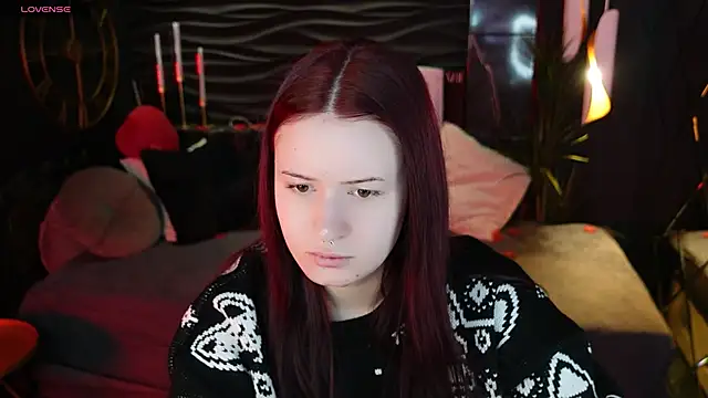 Lily Moonlight online show from 02-19-26, 06:53