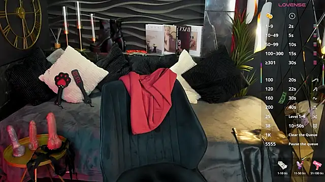 Lily Moonlight online show from 04-08-26, 07:52