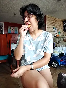 Im Alma  online show from 01-23-25, 01:35