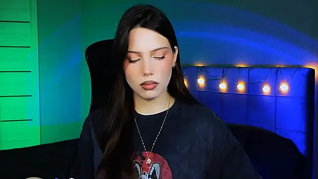 Stacy Gonzales  online show from 12-10-24, 09:23