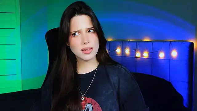 Stacy Gonzales  online show from 12-13-24, 09:13