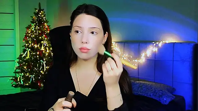 Stacy Gonzales  online show from 12-27-24, 06:35