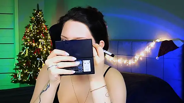 Stacy Gonzales  online show from 01-19-25, 06:20