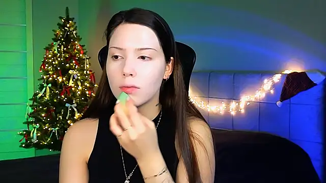 Stacy Gonzales  online show from 01-22-25, 06:42