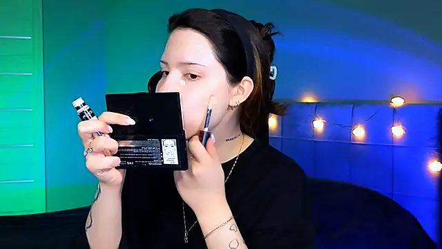 Stacy Gonzales  online show from 02-13-25, 06:41