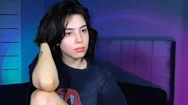 Stacy Gonzales  online show from 12-03-25, 10:02