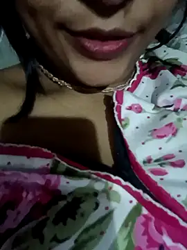 Wifesuman40 online show from 12-15-24, 08:04