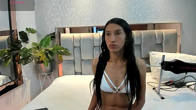 RoseTaylor   online show from 10-17-25, 04:37