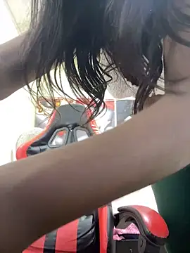 zendaya wilson online show from 09-28-25, 03:23