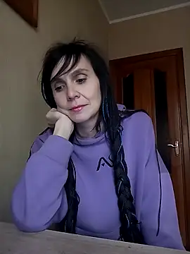 Francenia lolis online show from 12-05-25, 11:08